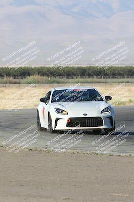 media/Sep-15-2024-Speed Ventures (Sun) [[7a54f7ed2f]]/86 Group/Session 1 (Outside Grapevine)/